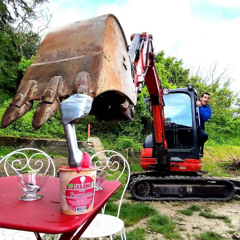 Yeux_Plus_Gros_Ventre_2021